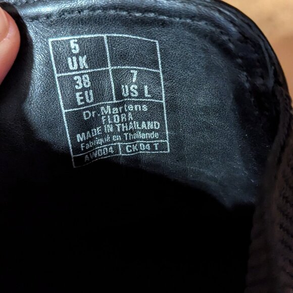 Doc Martens flora Chelsea Boot size 7 - Picture 4 of 5